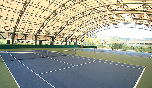 テニスコート 筑豊緑地